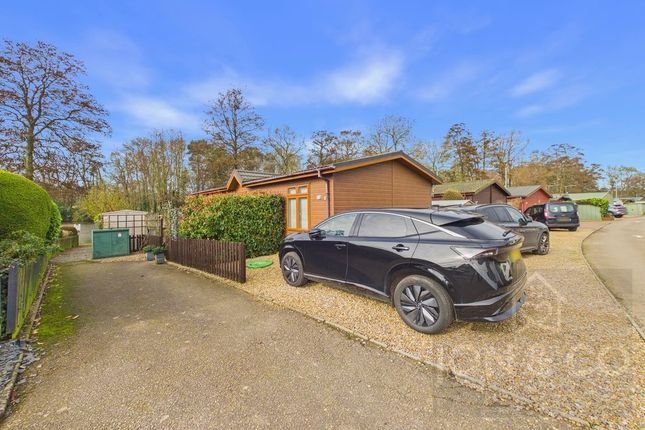 21 Kingfisher,Overstone Lakes Caravan Park, Ecton Lane, Northampton photo 4