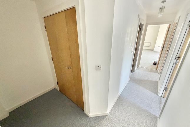 Apartment 24 Sycamore Court, 180, Carrington Lane, Sale photo 2