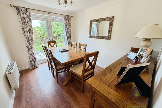 26, Oakfield Grove, Stoke-on-Trent photo 4