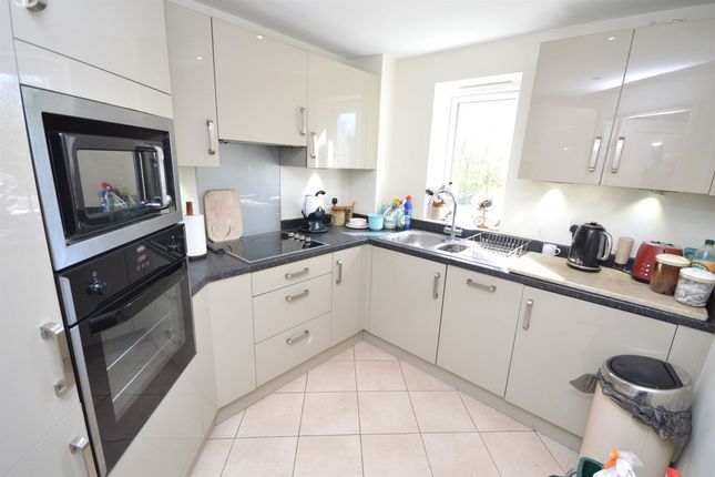 Flat 17, Adlington House, Stockport photo 3