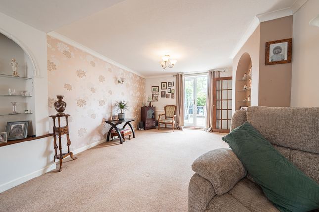 41 Chestnut Road, Leicester photo 4