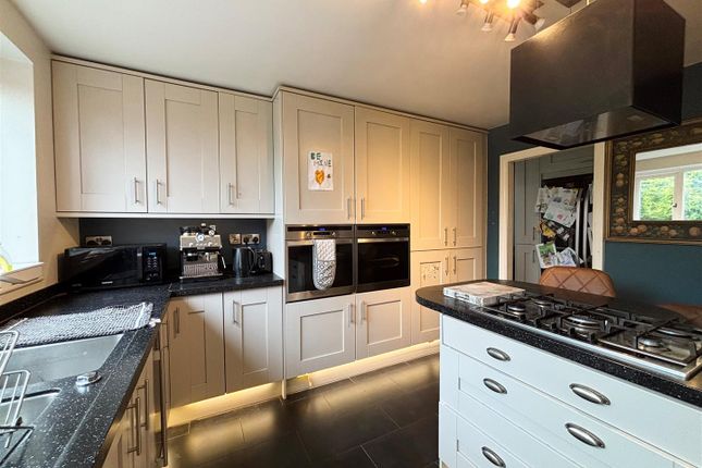 63, Longlands Road, High Peak photo 2