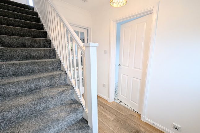 19, Dinwiddie DRive, Dumfries photo 3