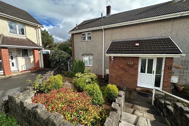 2-bed house on 17, Abertawe, £900/mo