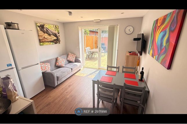 Brooklands, York Road, Byfleet photo 5