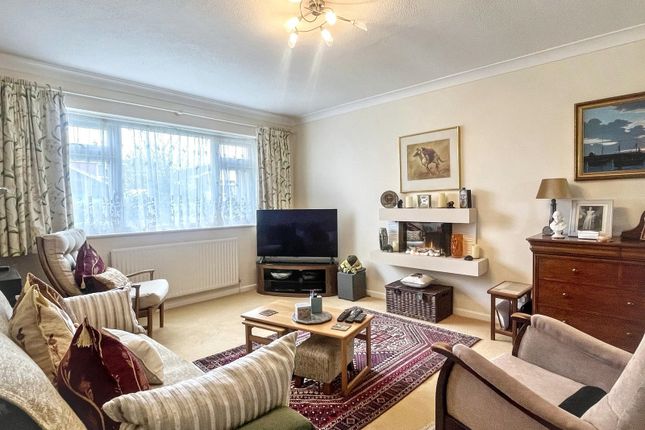 25, Brae Road, Winscombe photo 2