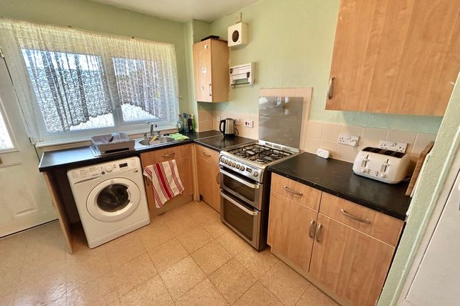 9, Cardinal Close, NOTTINGHAM photo 2