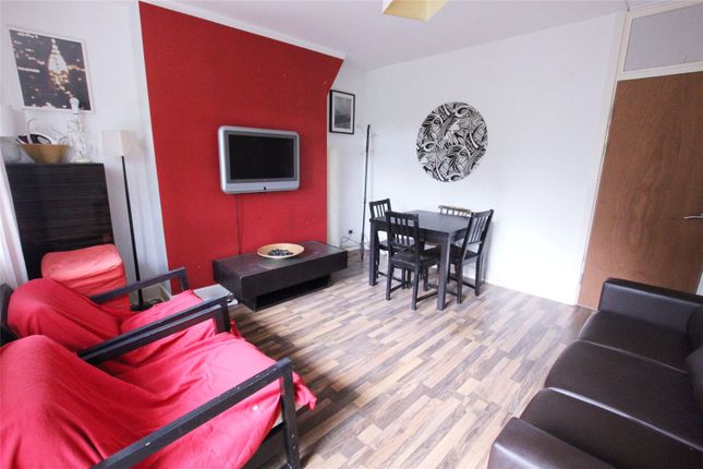 Flat to rent in Padstow House, Three Colt Street, London