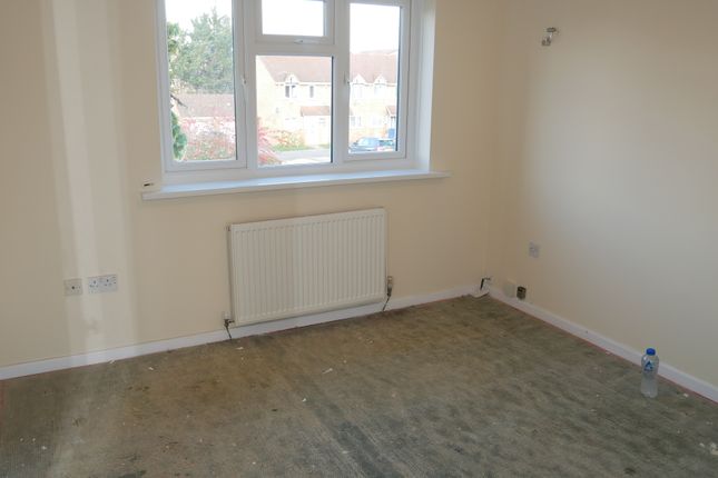 Detached house to rent in Cousins Close, West Drayton