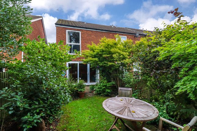 28 Granville Dene, Hemel Hempstead photo 4