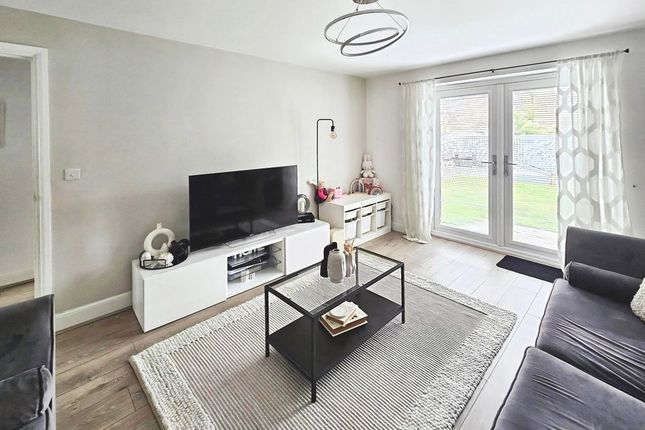 7, Orchard Way, Bedlington photo 2