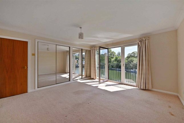 5 Chantry Place,, King Stable Street, Windsor photo 4