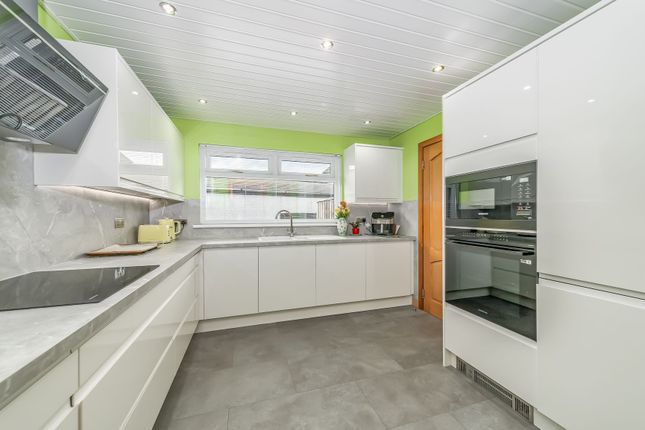 45 Craigmill Gardens, Carnoustie photo 3