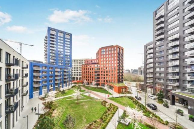 Flat to rent in Grantham House, London City Island, Canary Wharf