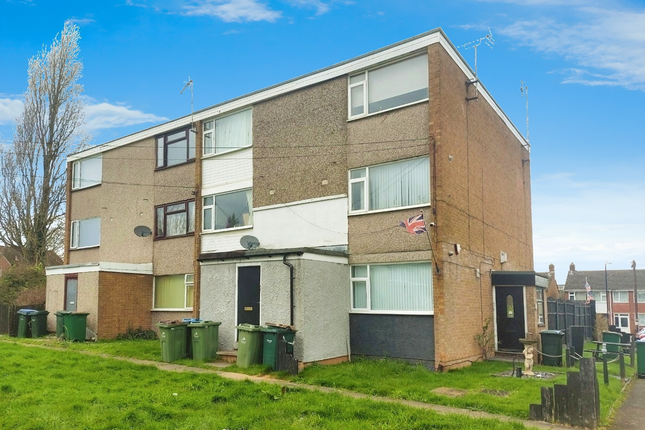 Thumbnail Maisonette for sale in 40 Branstree Drive, Holbrooks, Coventry, West Midlands
