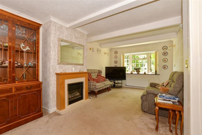 Hermitage Road, East Grinstead photo 4