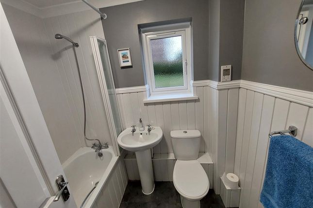 Meadowbrook Court, Folkestone photo 4