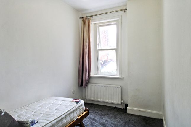 72, Trewhitt Road, Newcastle upon Tyne photo 4