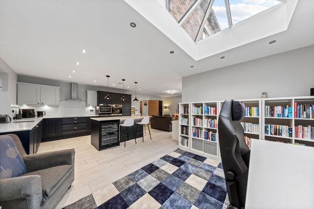 36 Marsh Brook Close, Warrington photo 3