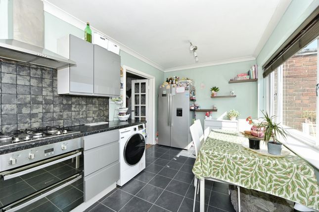 262, Beaver Hill Road, SHEFFIELD photo 4