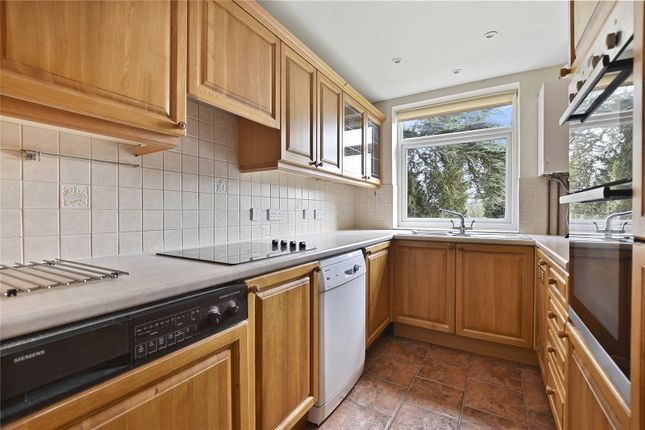 12A, Glen Chess, Loudwater photo 3