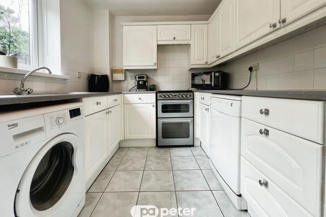 39, CARDIFF photo 2