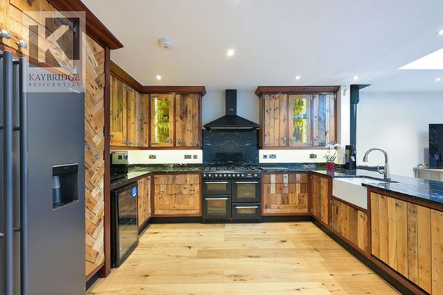 8a Manor Green Road, Epsom photo 4