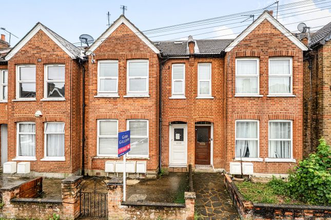 Flat 3, 84, Rosslyn Crescent, Harrow photo 4