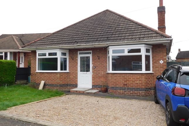 Bungalow for sale in Mill Close, Midway