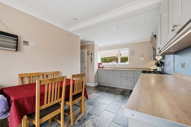 Fourwinds,1, The Street, Sittingbourne photo 4