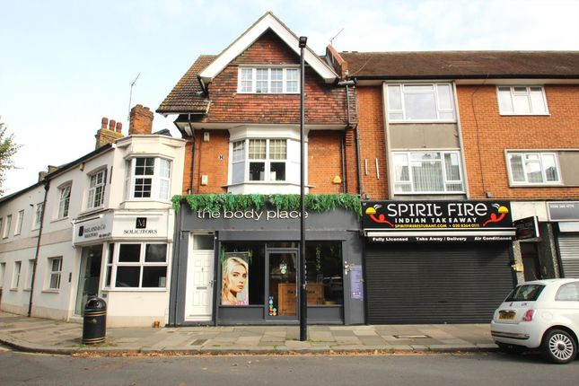 Retail premises to let in Queen Annes Place, Enfield
