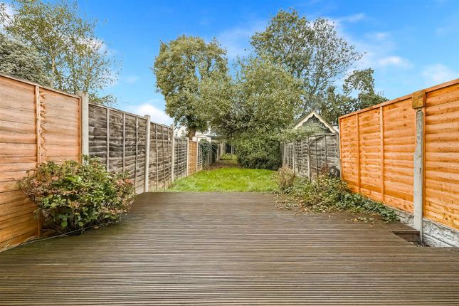 Mawney Road, Romford photo 2