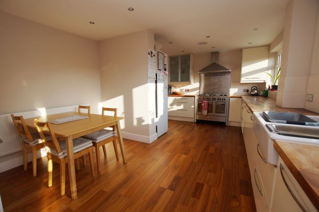 38, Eastview Drive, Rayleigh photo 4