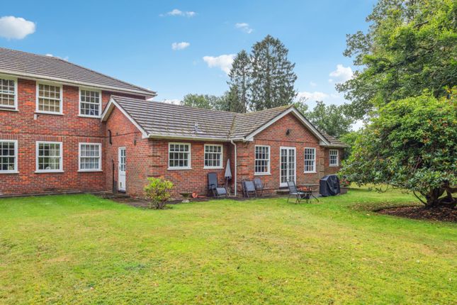 Thumbnail Bungalow for sale in Collinswood Road, Farnham Common, Slough, Buckinghamshire