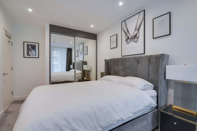 5Bedroom_ (4) (1).Jpg