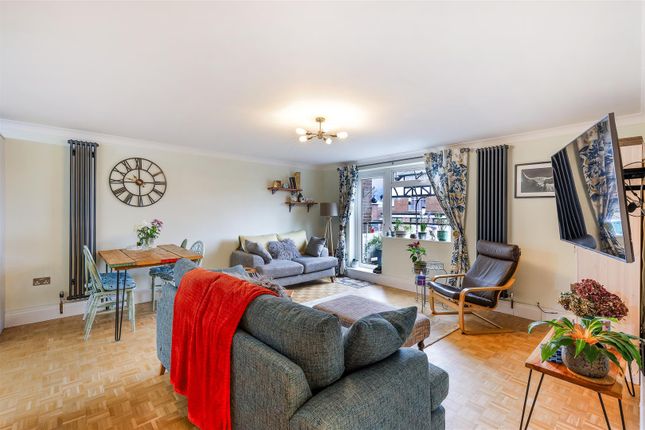 Flat for sale in Forge Steading, Banstead