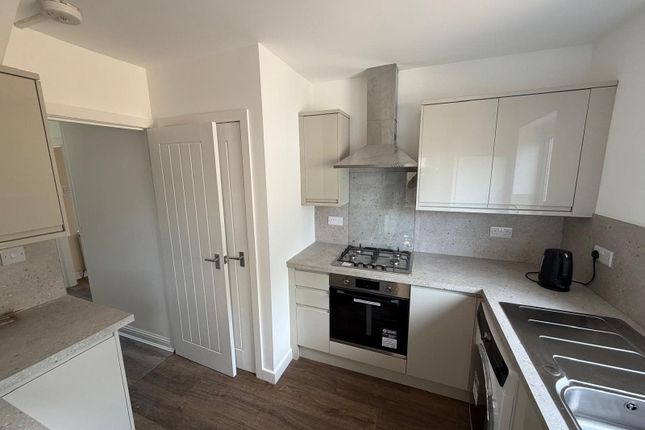 14, Pentland Crescent, Dundee photo 2