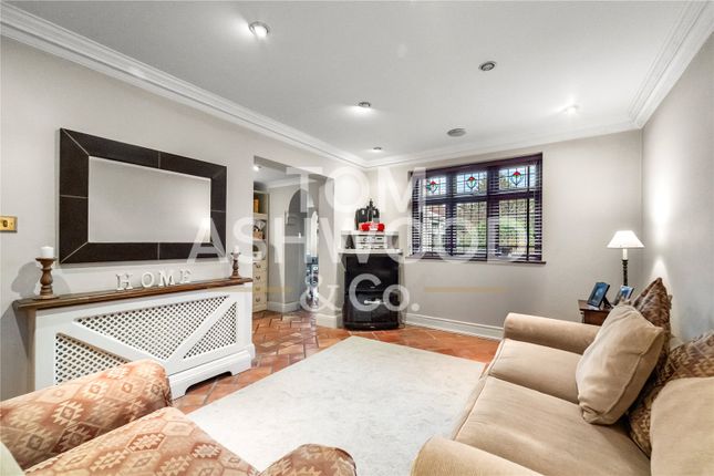 131, Upney Lane, Barking photo 3