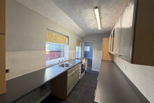 95, St Heliers Road, Cleethorpes photo 3
