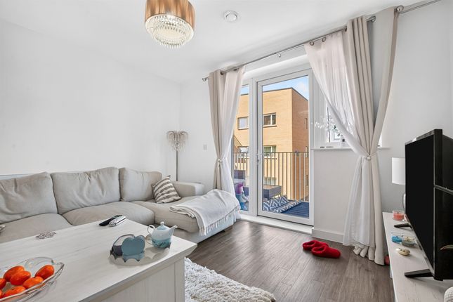 Flat 5, Esker House, High View, Hatfield photo 4