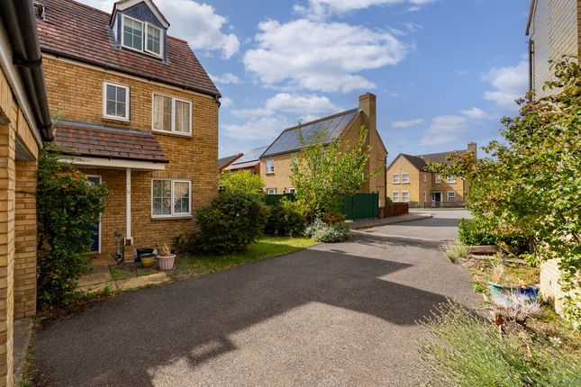 11 Shearling Drive, Cambridge photo 3