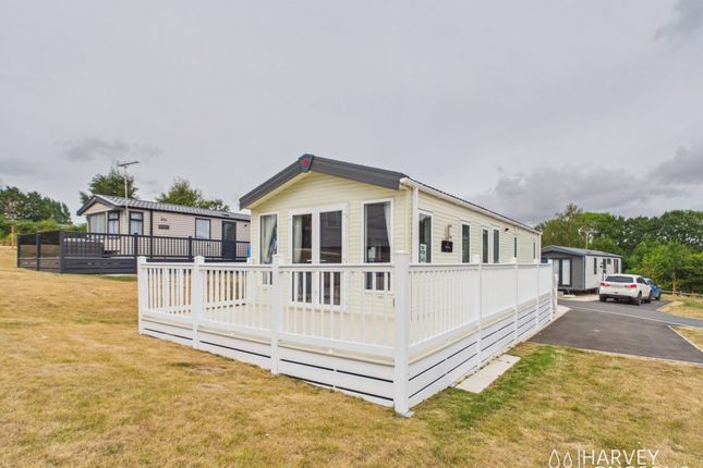 2-bed caravan on Malvern View, Stanford Bishop, Worcester, £99,995