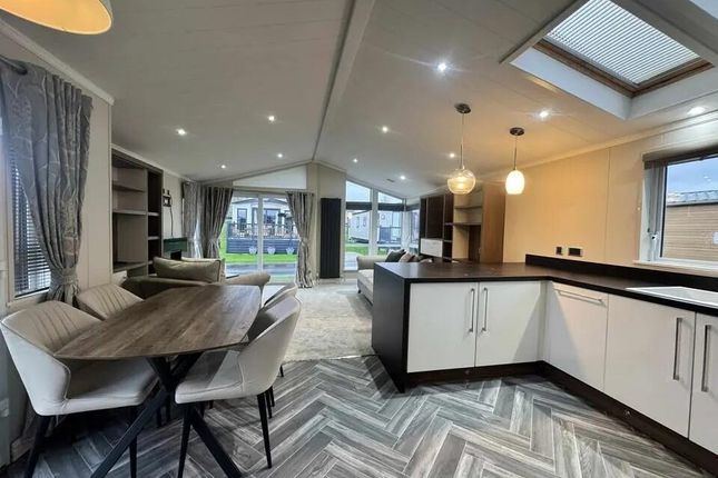 2-bed caravan on Willerby New Hampshire 2015, Ribble Valley Country & Leisure Park, Clitheroe, £89,995