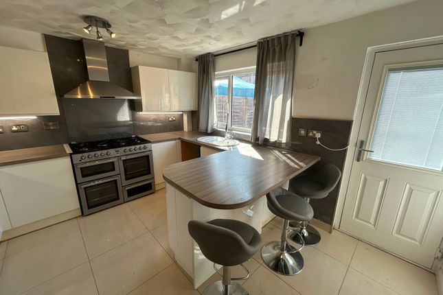 32, Clydebank Road, PORTSMOUTH photo 2