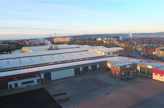Light industrial to let in Unit 3, Cutler Heights Lane, Bradford, West Yorkshire
