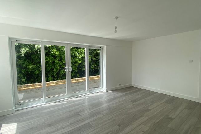 8A, Thames Street, Sunbury-On-Thames photo 4