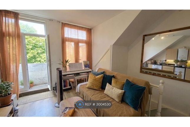 Acton Lane Chiswick, London photo 2
