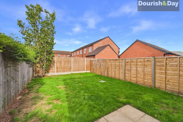 5 Osborne Park, Stafford photo 4