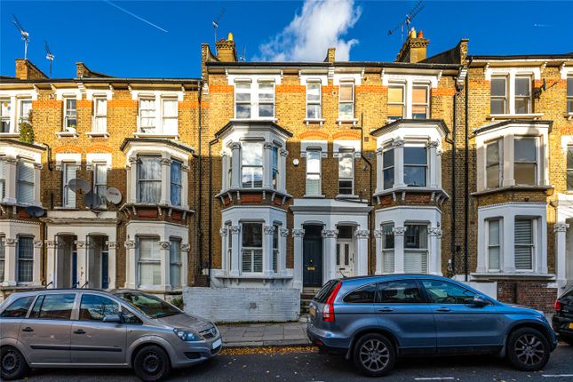 Terraced house for sale in Gascony Avenue, London