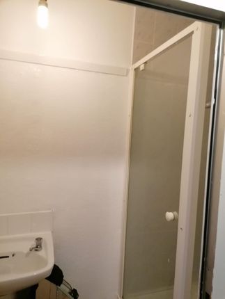 Flat 2, 63, Heybarnes Road, Birmingham photo 5